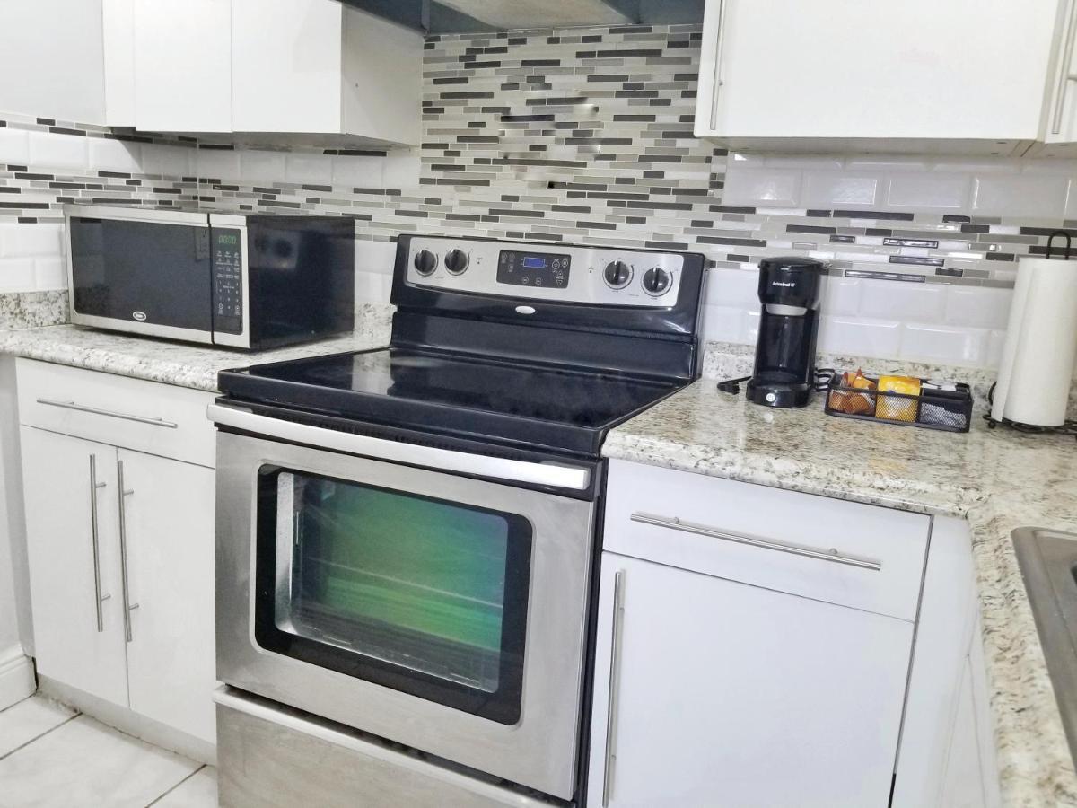 ميرامار Glam Apartment 5 Miles From Hard Rock Stadium المظهر الخارجي الصورة